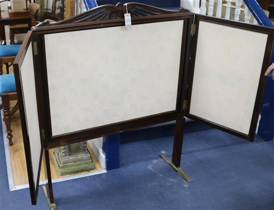 A William IV rosewood triptych fire screen, W.3ft H.3ft 10in.